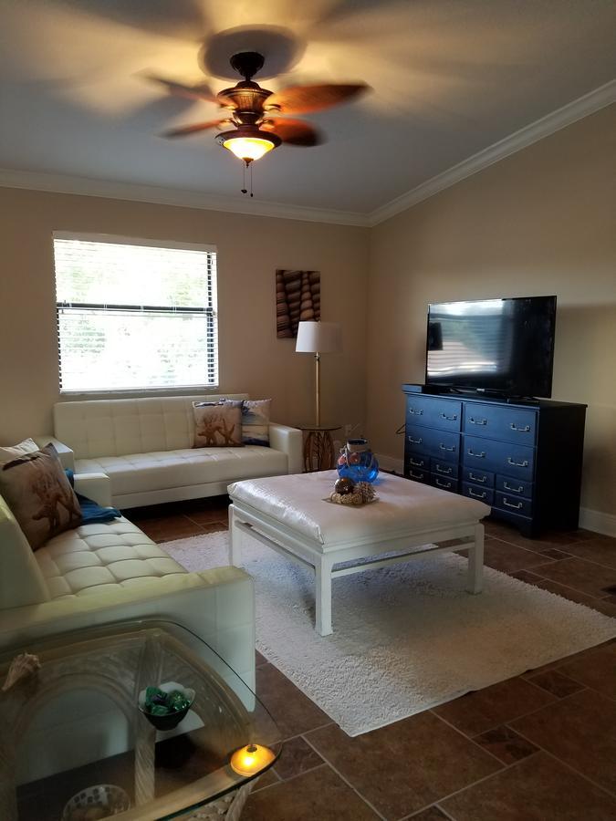 House 3 Min From Beach Дженсън Бийч Екстериор снимка